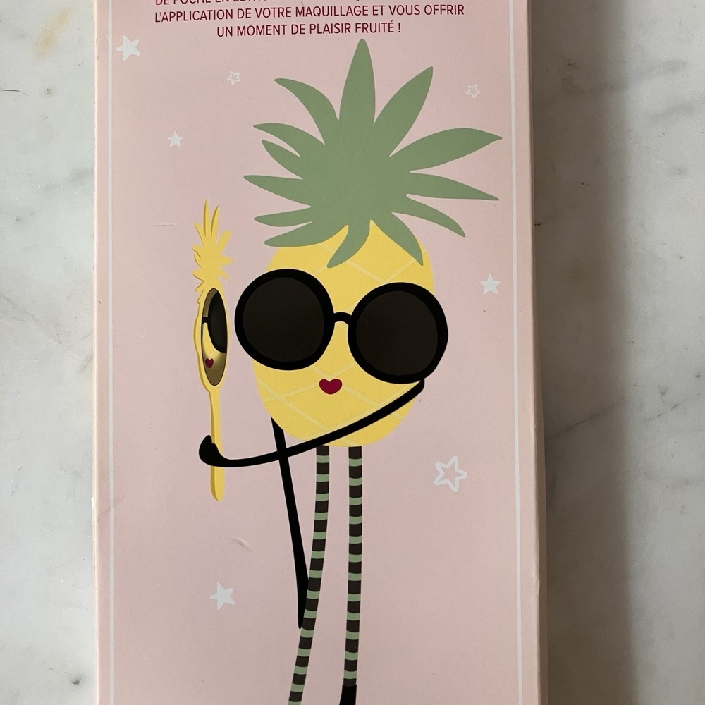 Too Faced Lookin' Fine-Apple Pineapple Hand Mirror Limited Edition 2018 NIB - Picture 6 of 11
